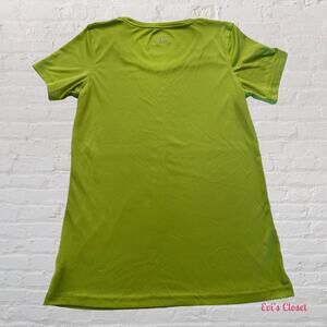 Under Armour Heat Gear Semi-Fitted Women's Lime Stretch Workout Shirt. M